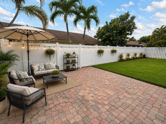 Foto del edificio - 9554 Biscayne Park Ct