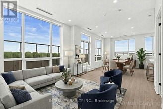 Building Photo - 2075 King Rd