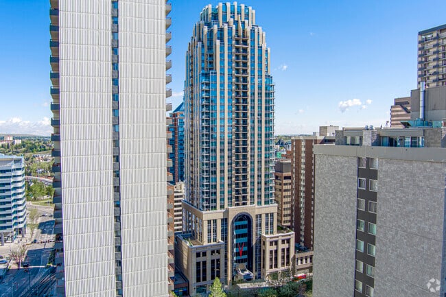 Vogue Condominiums