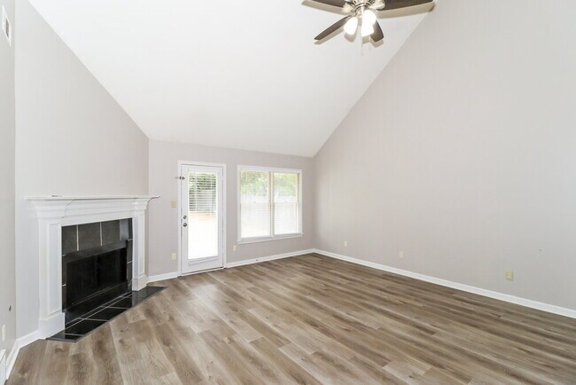 Foto del edificio - 1522 Appling Wood Cove S