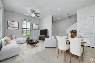 Building Photo - 8004 Lennon Dr