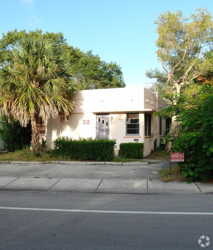 Building Photo - 315 SE 11th Ave