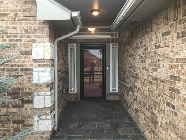 Foto del edificio - 753 Caroline Dr