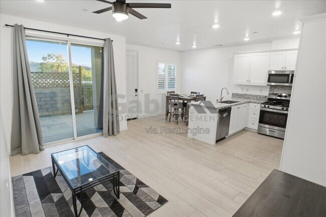 Building Photo - 22728 Harmony Dr