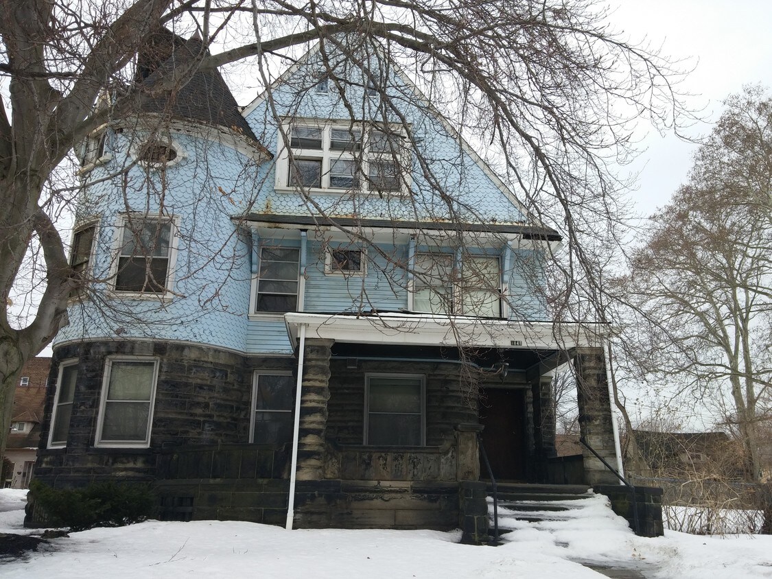 1848 E 89th St, Cleveland, OH 44106 1848 E 89th St Cleveland, OH