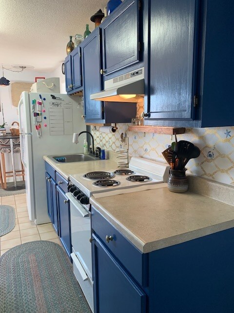 Cocina totalmente funcional - 615 Ocean Blvd
