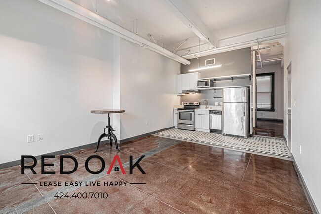 Foto del edificio - 430 S Broadway