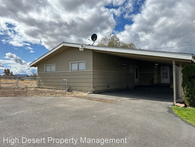 Building Photo - 4 br, 2 bath House - 990 S Adams Dr.
