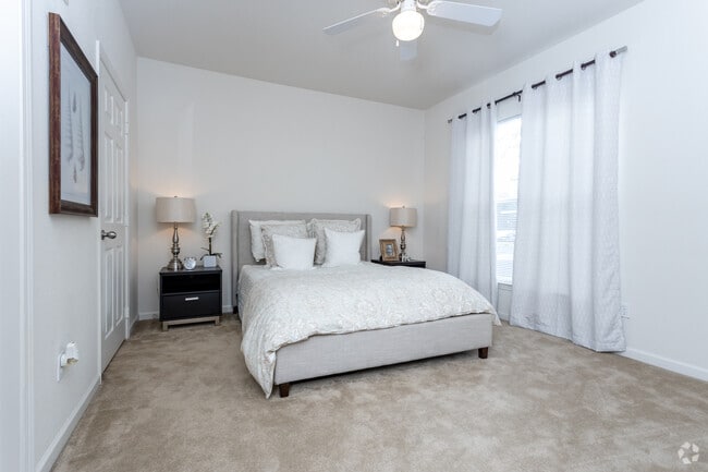 2BR,2BA-C - Village at Westlake