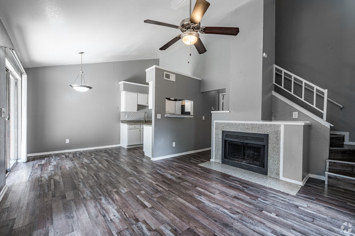 Primary Photo - Parkside Townhomes