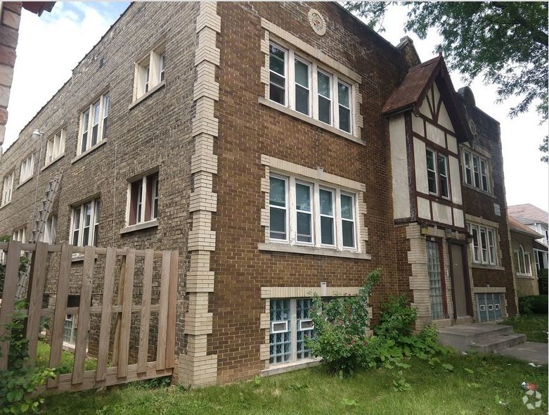Building Photo - 1928 W Capitol Dr