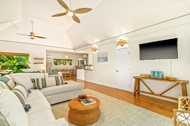 Foto del edificio - 4128 Rooke Pl