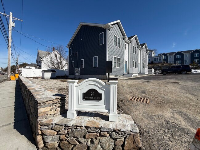 Foto del edificio - 93 Waterman Ave