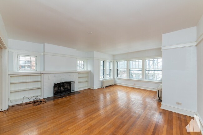 Building Photo - 120 Keeney St