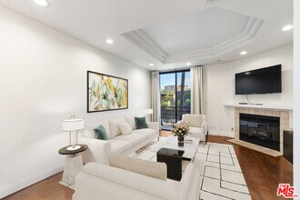 Building Photo - 2500 Abbot Kinney Blvd