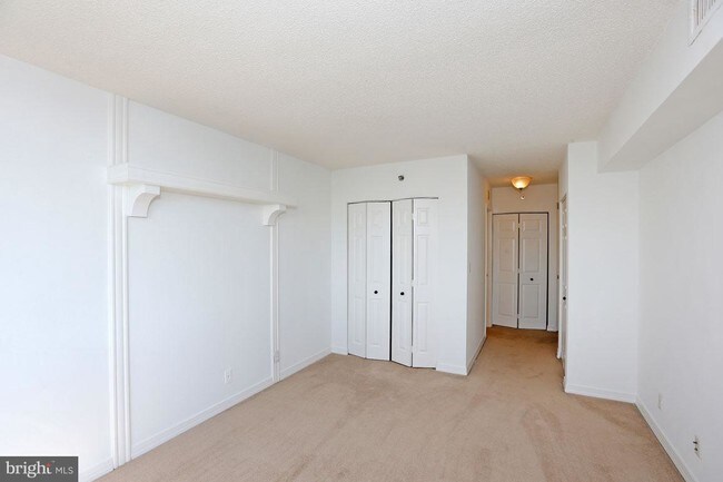 Foto del edificio - 5809 Nicholson Ln