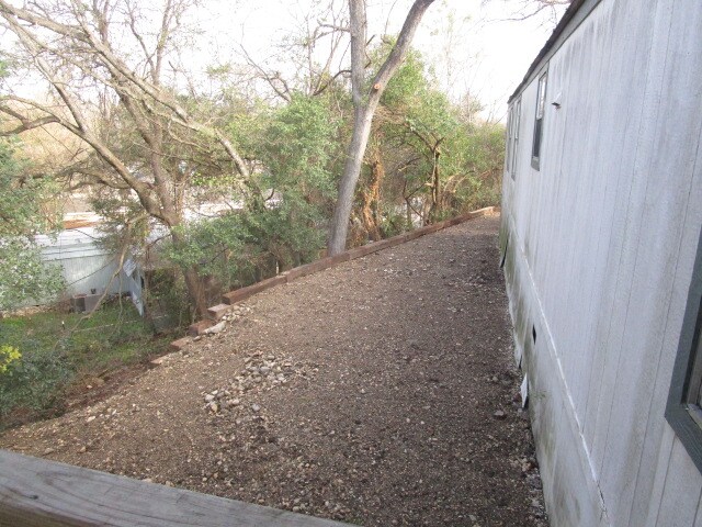 Building Photo - 314 River Bend Dr