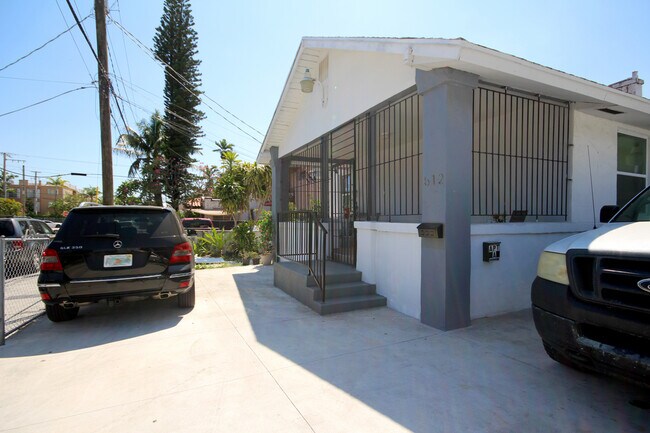 Foto del edificio - 612 SW 11th Ave