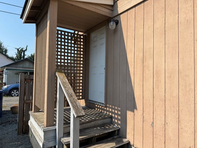 Building Photo - Primozich - Harrison