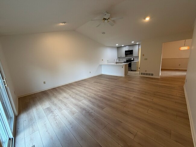 Building Photo - 3407 Dotwood St NW