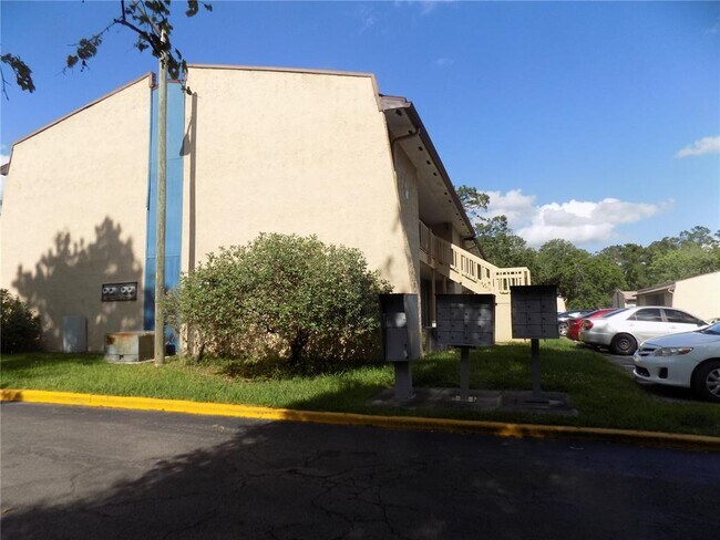 Foto del edificio - 2811 SW Archer Rd