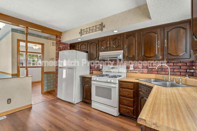Foto del edificio - 10527 Prestwick Dr