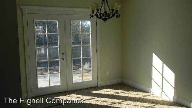 Building Photo - 3 br, 2 bath House - 4010 Ormsby Way