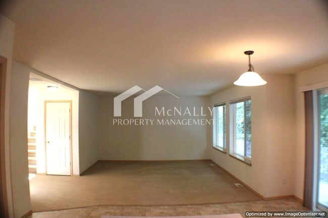 Foto del edificio - 3 Bedroom Fox Island Home