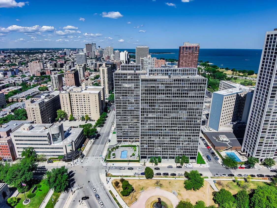 Foto principal - 330 W Diversey Pkwy