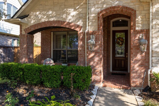 Foto del edificio - 8407 Iron Tree Ln