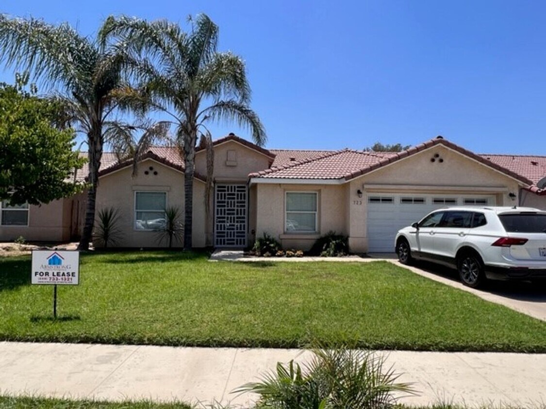 723 Lassen Ave, Tulare, CA 93274 House Rental in Tulare, CA