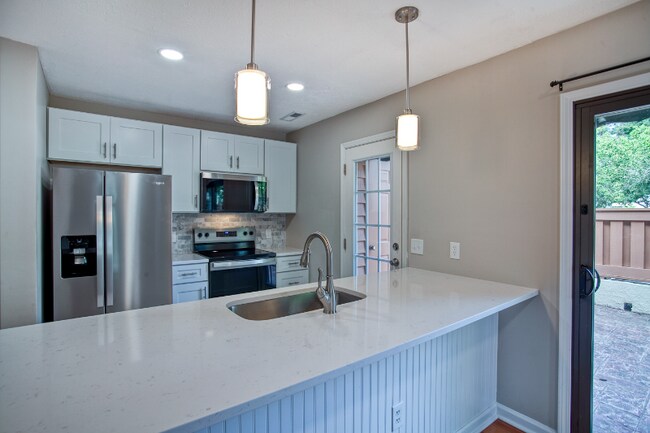 Foto del edificio - 617 13th Ave S
