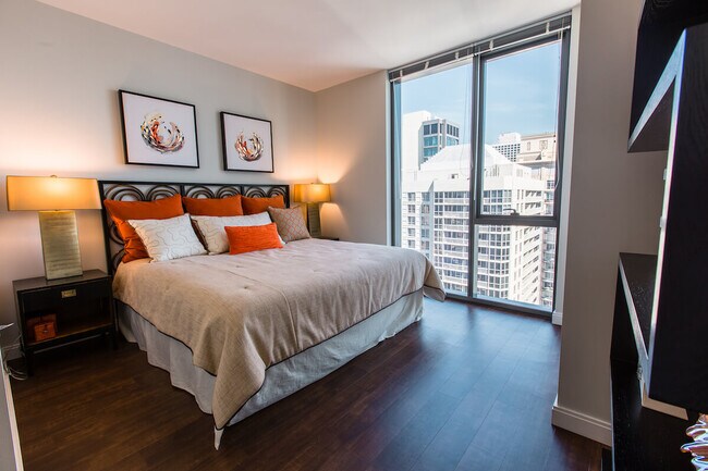 Foto del edificio - 676 N Kingsbury St