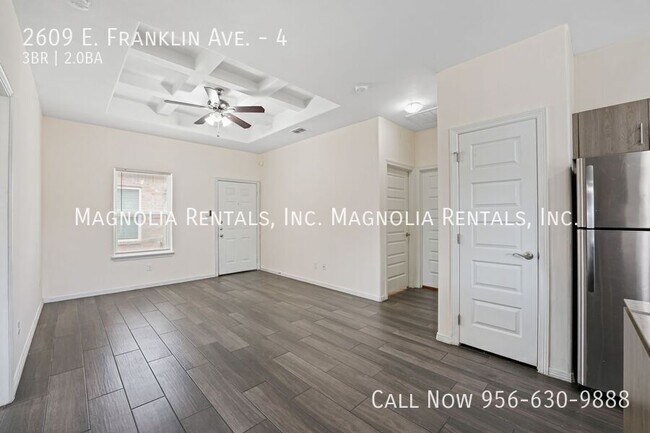 Foto del edificio - 2609 E Franklin Ave