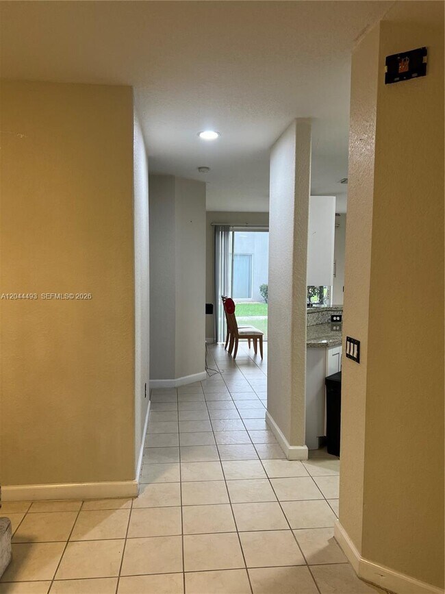 Foto del edificio - 2313 Shoma Ln