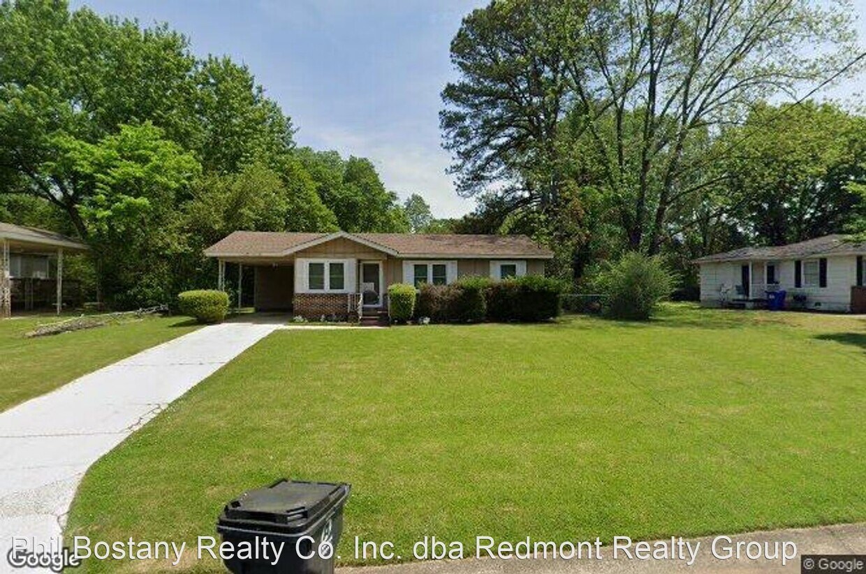 1937 4th St NE, Center Point, AL 35215 House Rental in Center Point