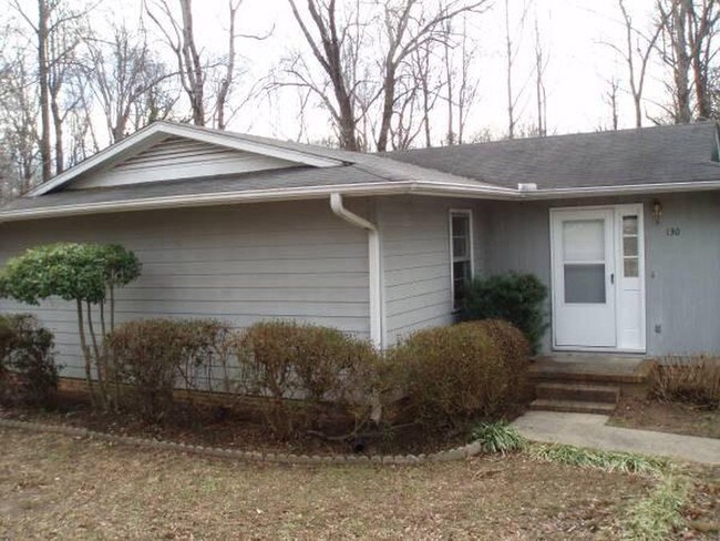 Building Photo - 130 Ashdown Dr