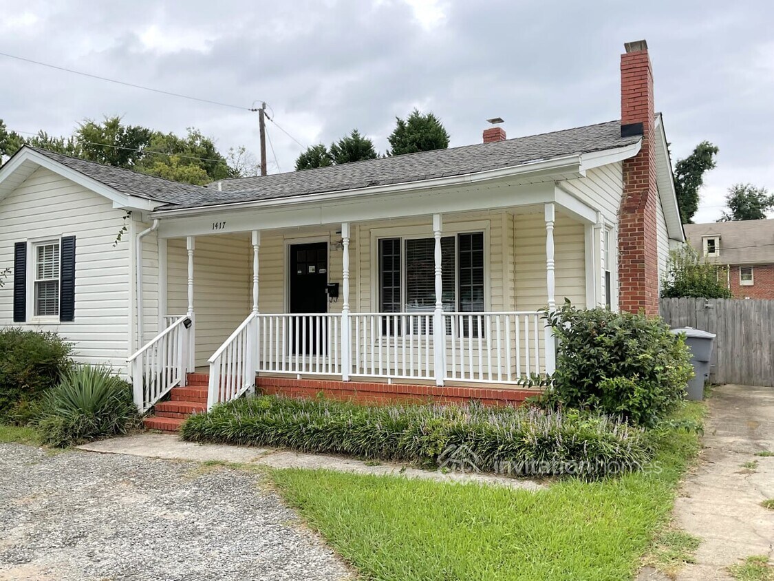 Primary Photo - 1417 Seneca Pl
