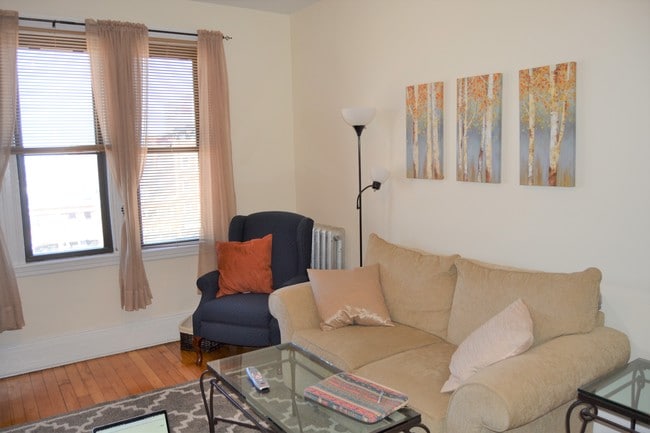 Building Photo - 1216 Commonwealth Ave