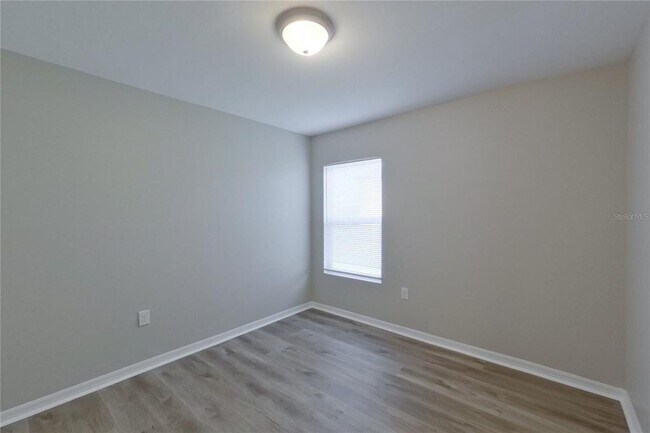 Foto del edificio - 315 NE 25th Terrace