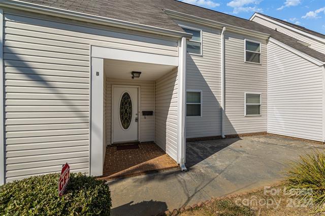 Building Photo - 9153 Spyglass Pl