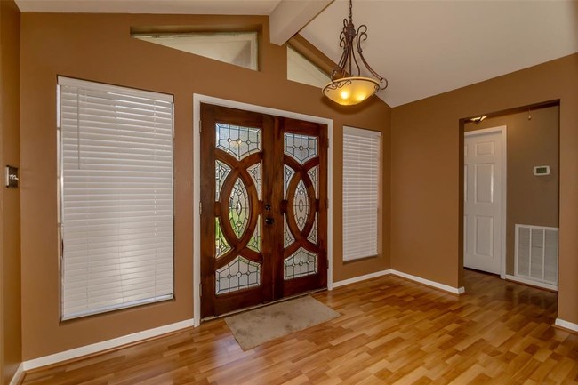 Building Photo - 13610 Twopenny Ln
