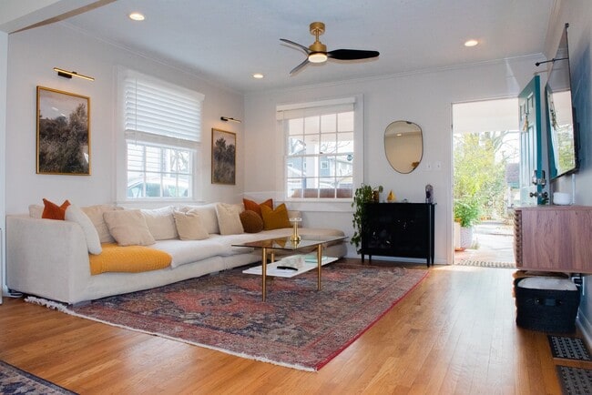 Foto del edificio - 870 Vera St SE