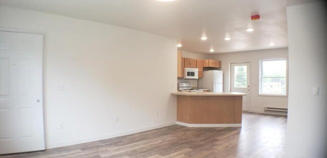 Building Photo - 1315 Butts Ave