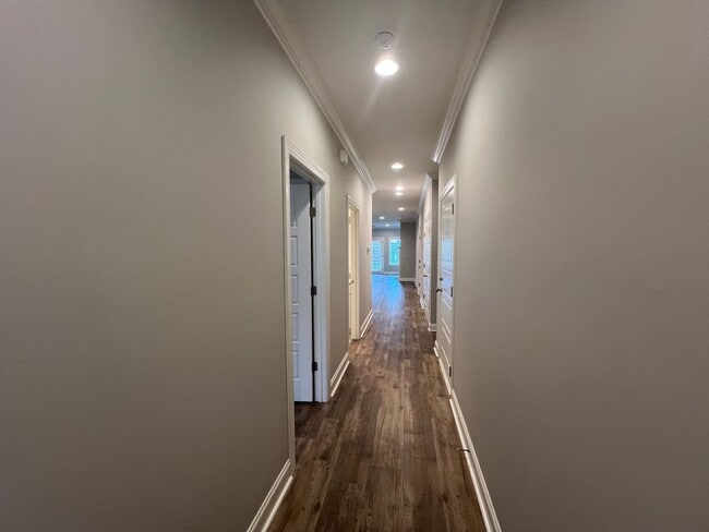Building Photo - Rosemary Gate Townhome