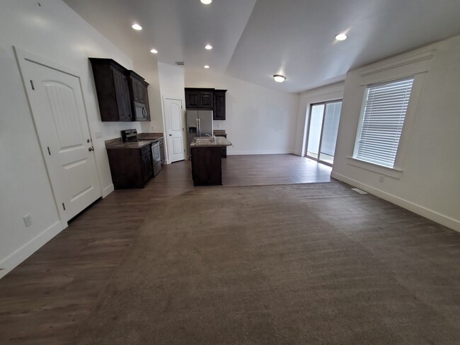 Building Photo - 4186 Marlin Dr