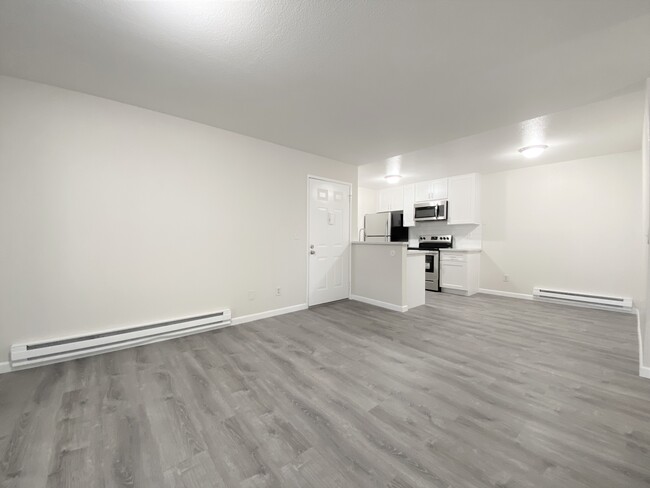 Foto del edificio - 16424 Foothill Blvd