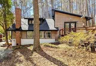 Building Photo - 1269 Manns Chapel Rd