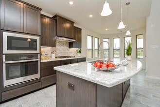 Building Photo - 923 Orange Zest Ln