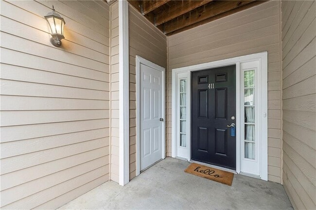 Building Photo - 2400 Cumberland Pkwy SE